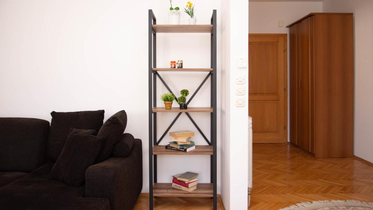 Apartamento Beautiful Duplex In Heart Of Old Town - Free Parking SJJ Exterior foto