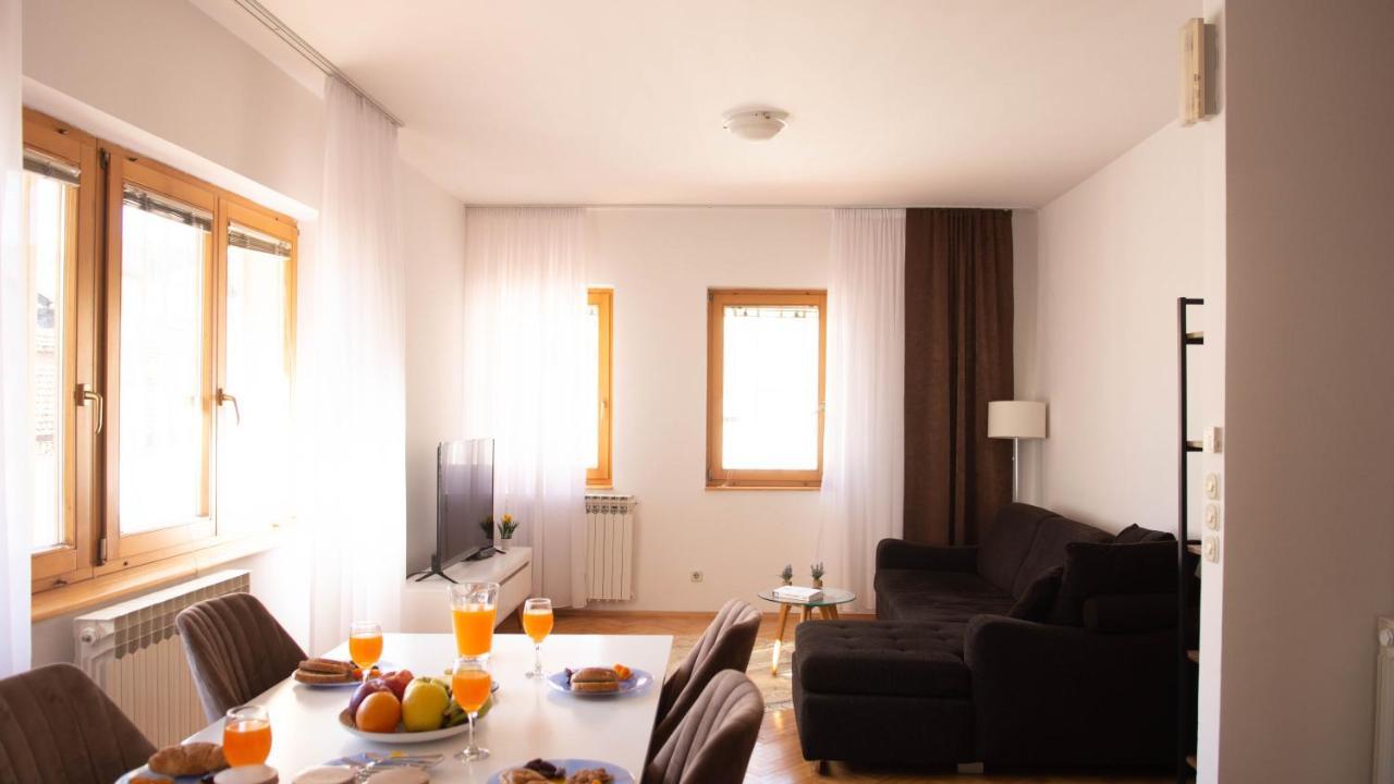 Apartamento Beautiful Duplex In Heart Of Old Town - Free Parking SJJ Exterior foto