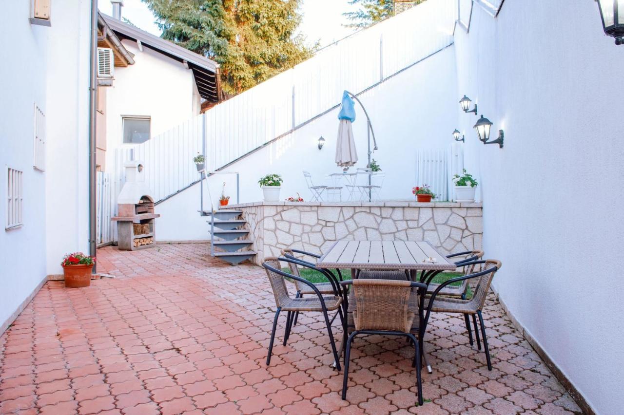 Apartamento Beautiful Duplex In Heart Of Old Town - Free Parking SJJ Exterior foto