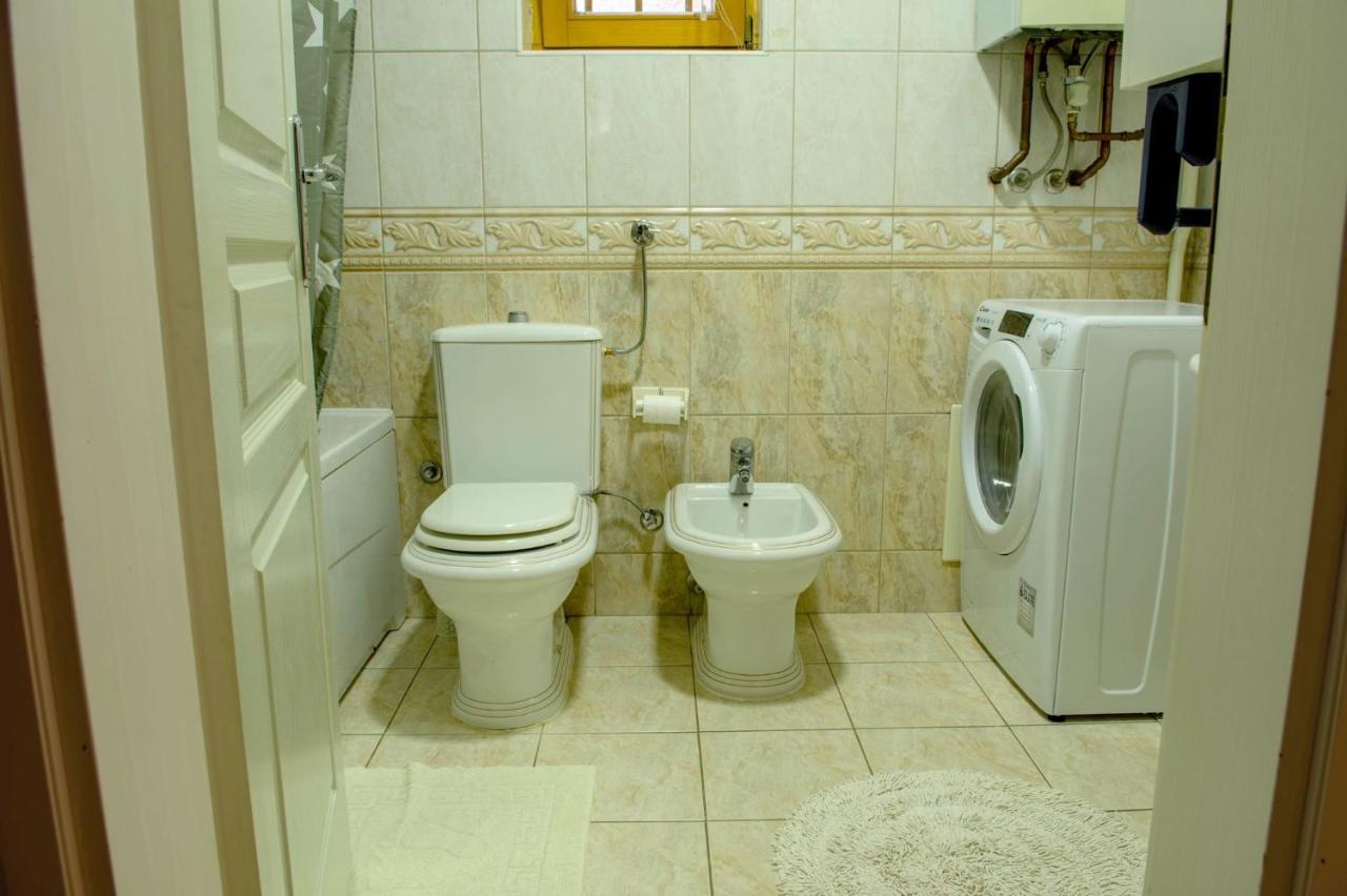 Apartamento Beautiful Duplex In Heart Of Old Town - Free Parking SJJ Exterior foto