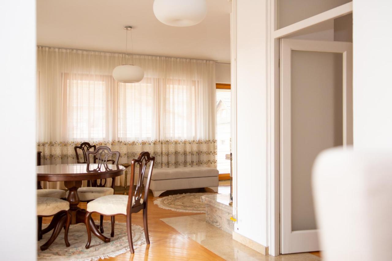 Apartamento Beautiful Duplex In Heart Of Old Town - Free Parking SJJ Exterior foto